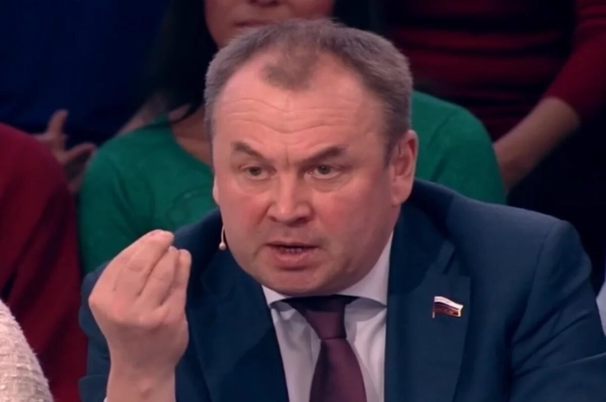    Депутат Наумов из Магнитогорска назвал блогера Ивана Сухова маньяком