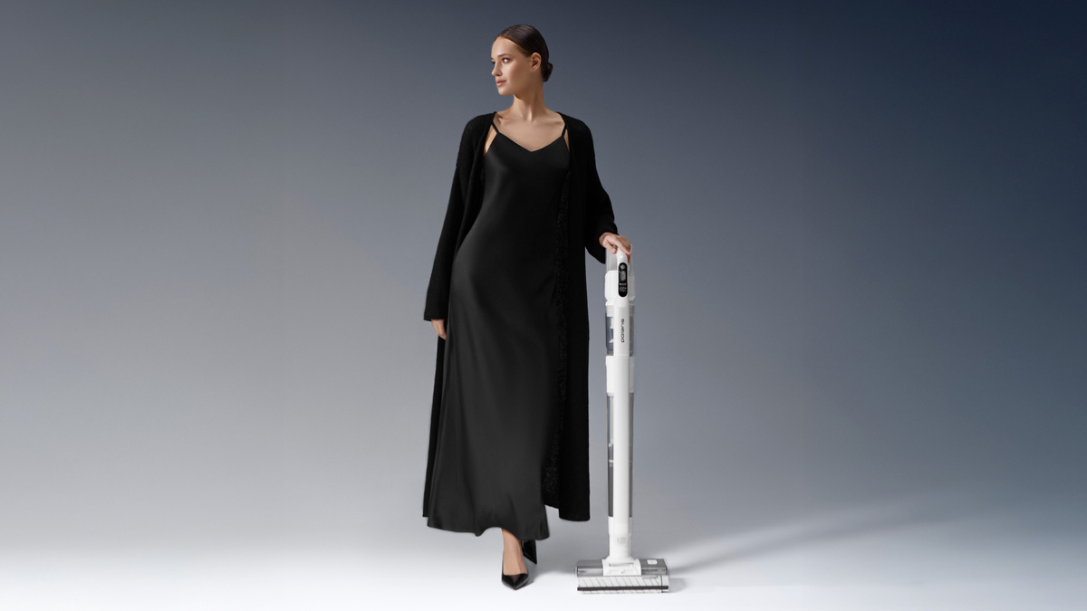 Беспроводной вертикальный моющий пылесос 7 в 1 Polaris PVCW 8090