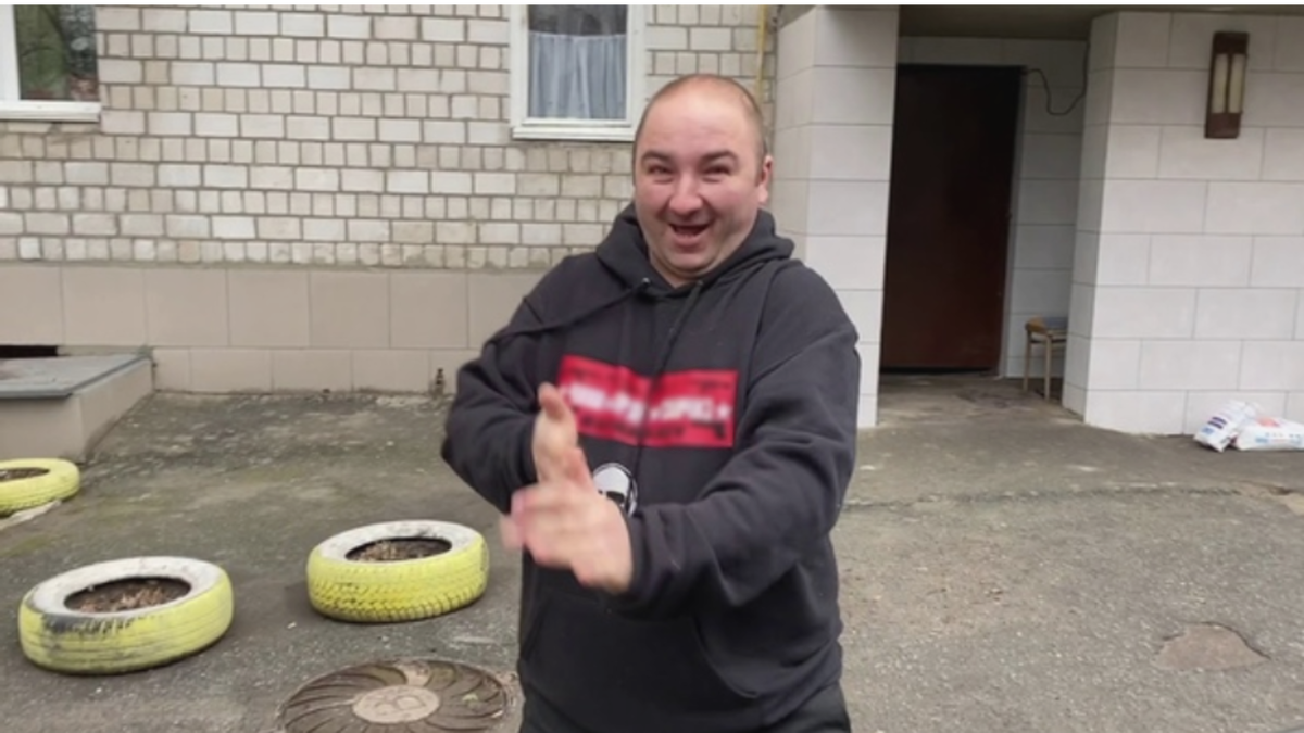 Андрэ Боярский, автор слова "Чиназес!"