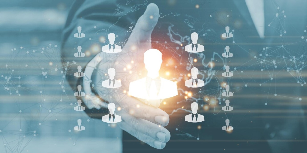    kak-poluchit-otkliki-na-lineynye-vakansii Woker