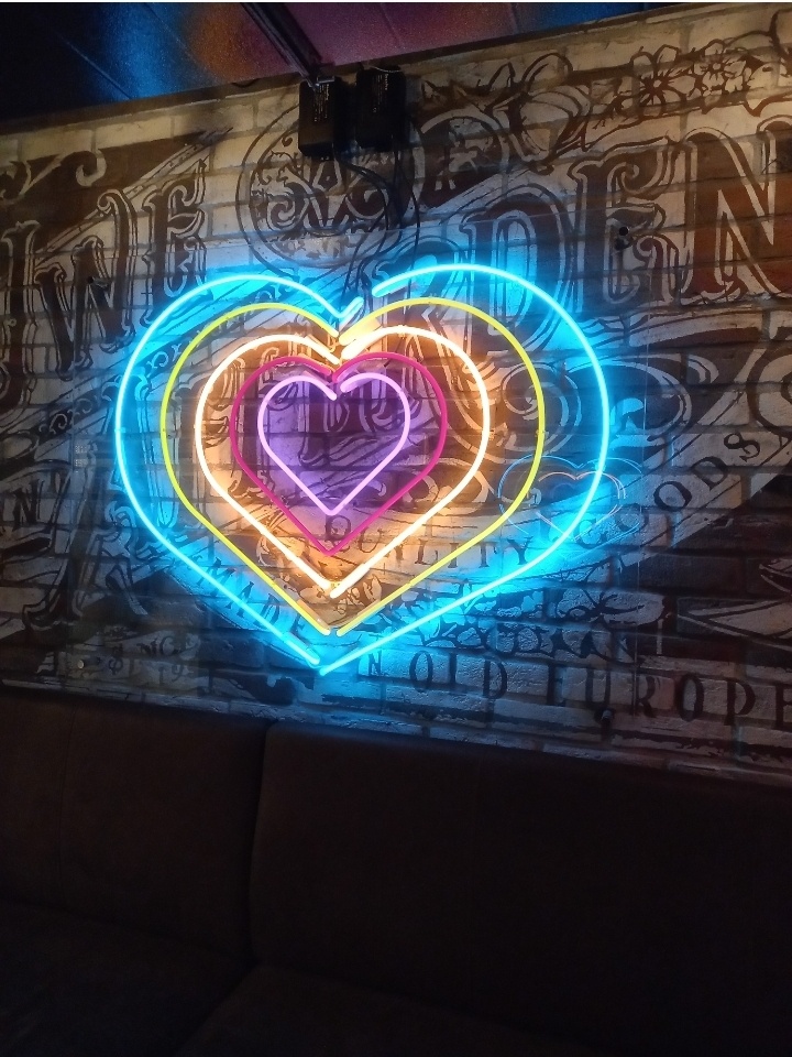 Можно догадаться, что это наше любимое рок-кафе/ фото автора 