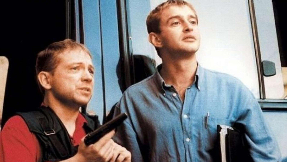 Кадр из сериала «Убойная сила», 2000-2005 год, режиссеры Александр Рогожкин, Виктор Бутурлин, Евгений Татарский