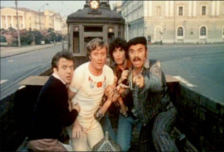 Кадр из фильма «Невероятные приключения итальянцев в России»