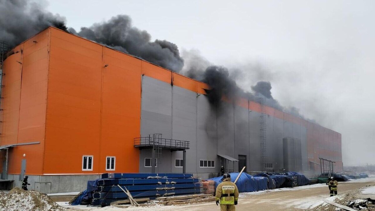 Пожар на складе в Клину 