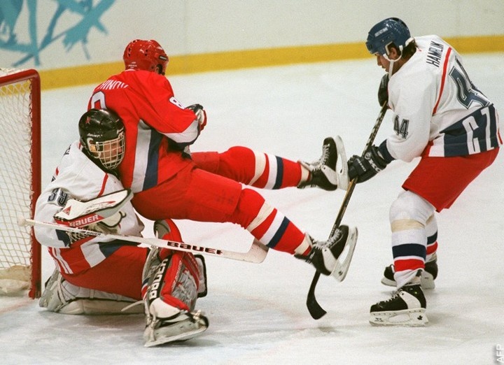 Фото с яндекс.картинки (момент финального матча ОИ-1998)