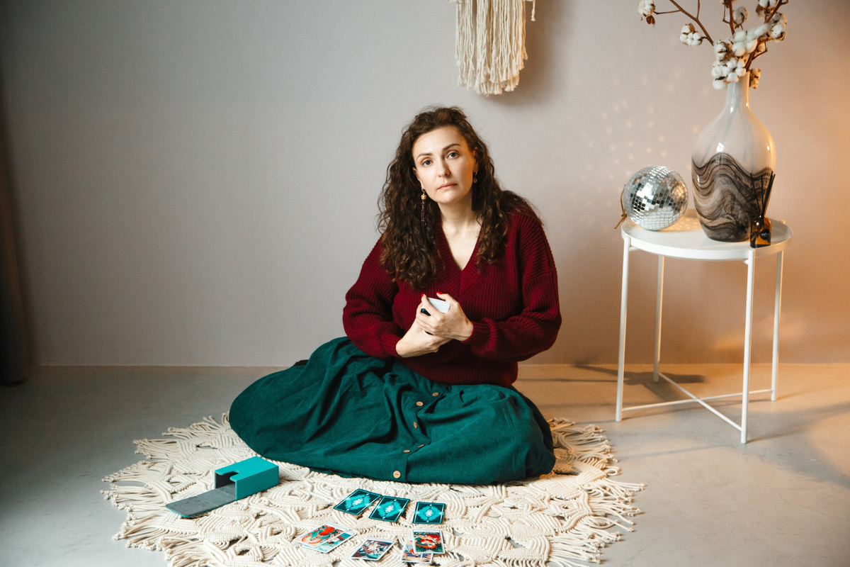 Таролог-цыганка