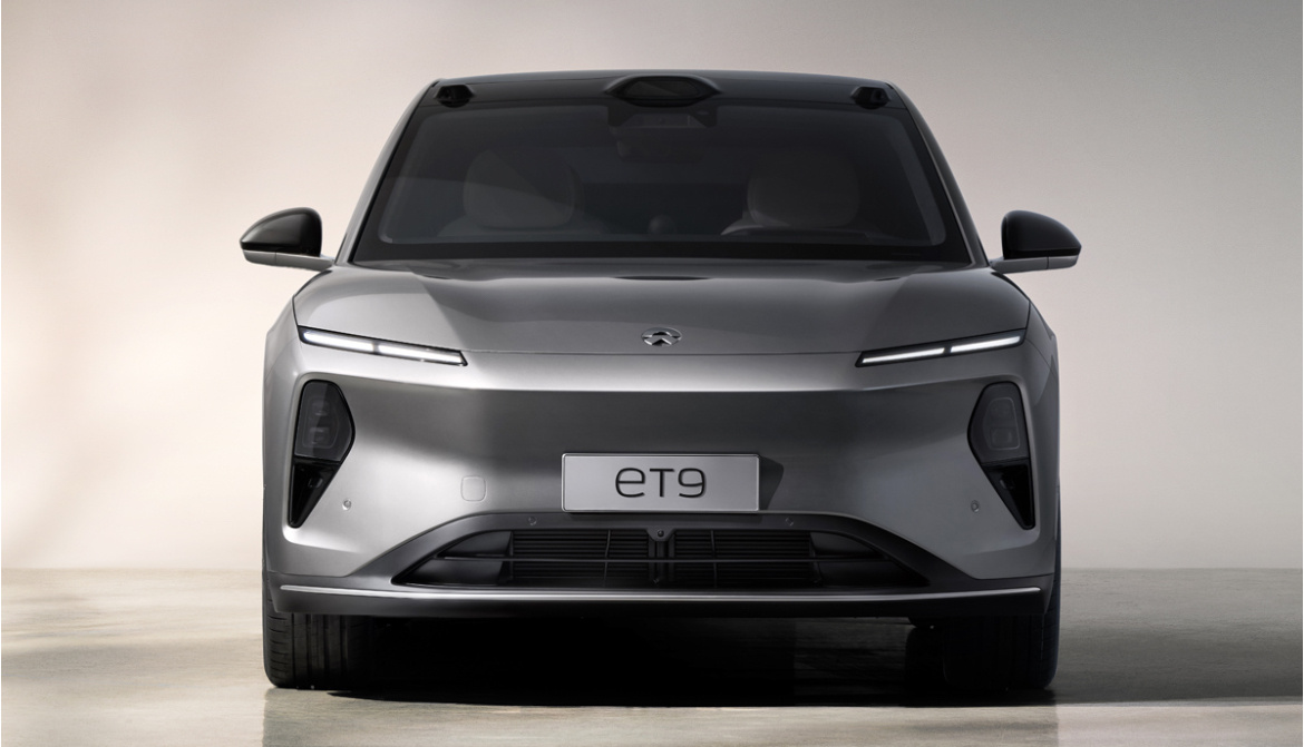 NIO ET9