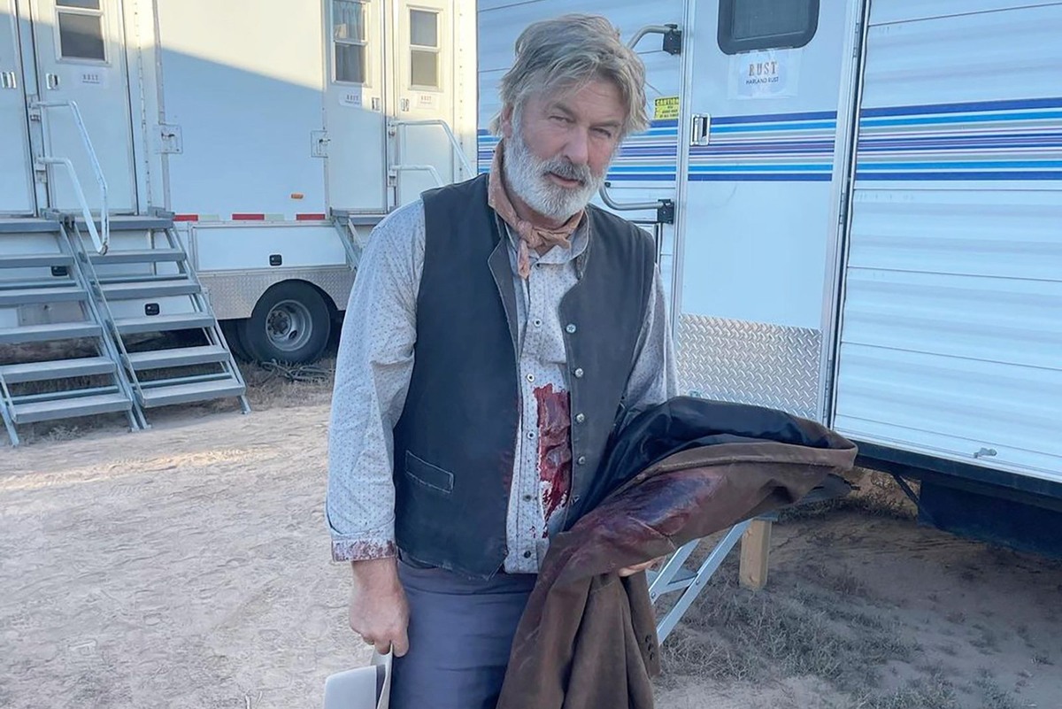 Алек Болдуин на съемках фильма "Ржавчина"