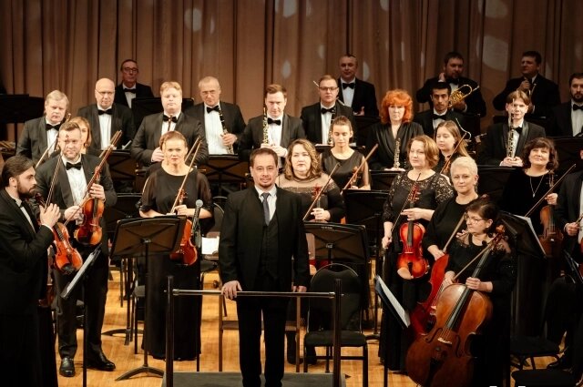    Владимр Ланде: «Чтобы понимать Шостаковича, не нужно иметь музыкального образования или быть экспертом, достаточно просто слушать и слышать». Фото: Красноярская краевая филармония/ Регина Лукашенко