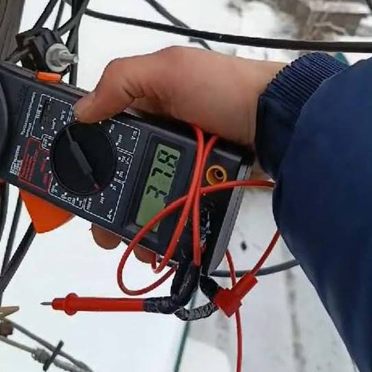 Сотрудники «Облкоммунэнерго» выявили 35 адреса, по которым предположительно занимались майнингом цифровой валюты в период сезонного запрета, сообщает пресс-служба компании.