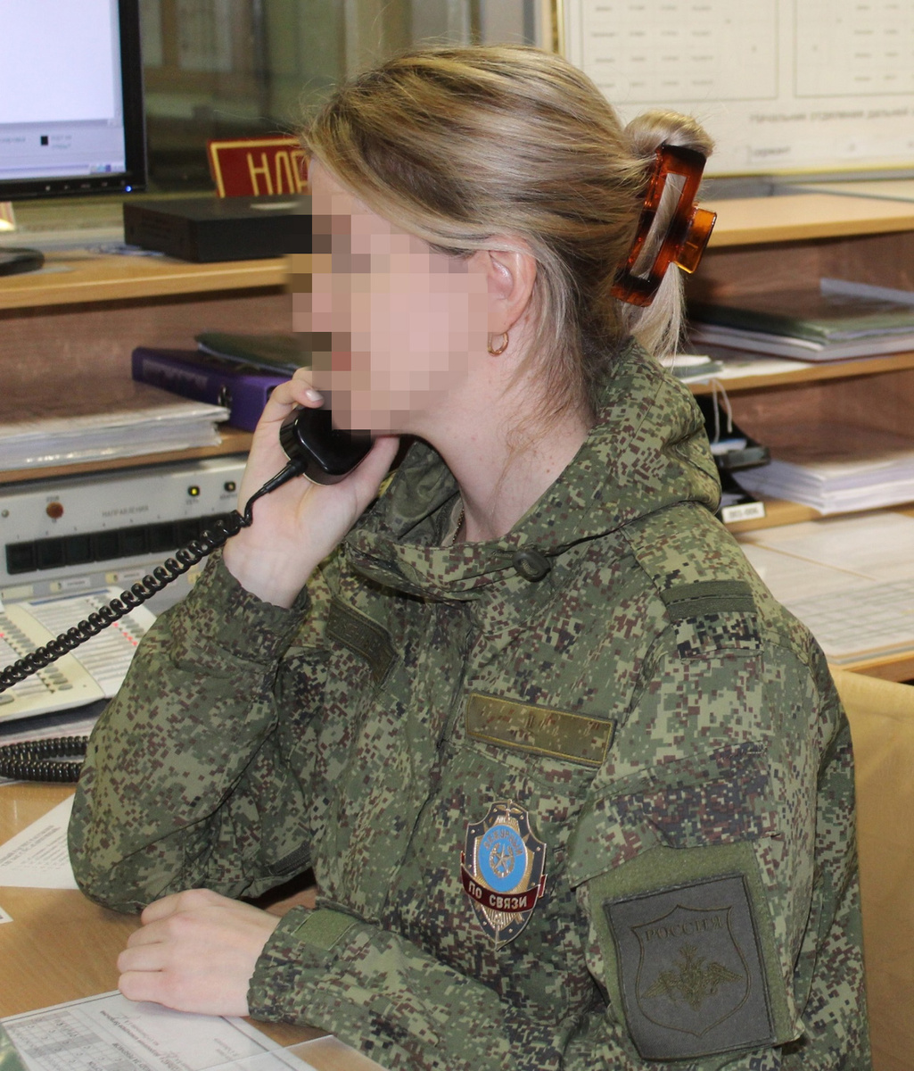 На дежуртве младший сержант Евгения Г.