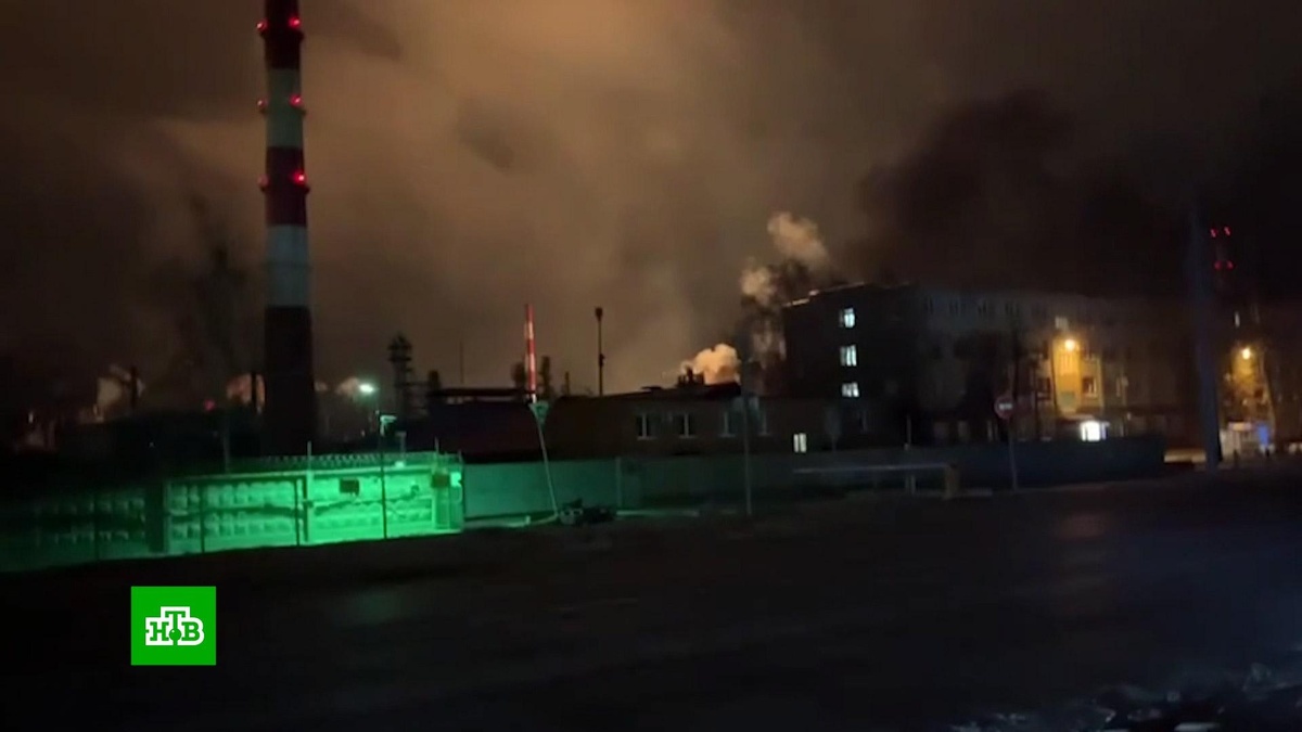    За ночь над 13 регионами России сбили 121 беспилотник