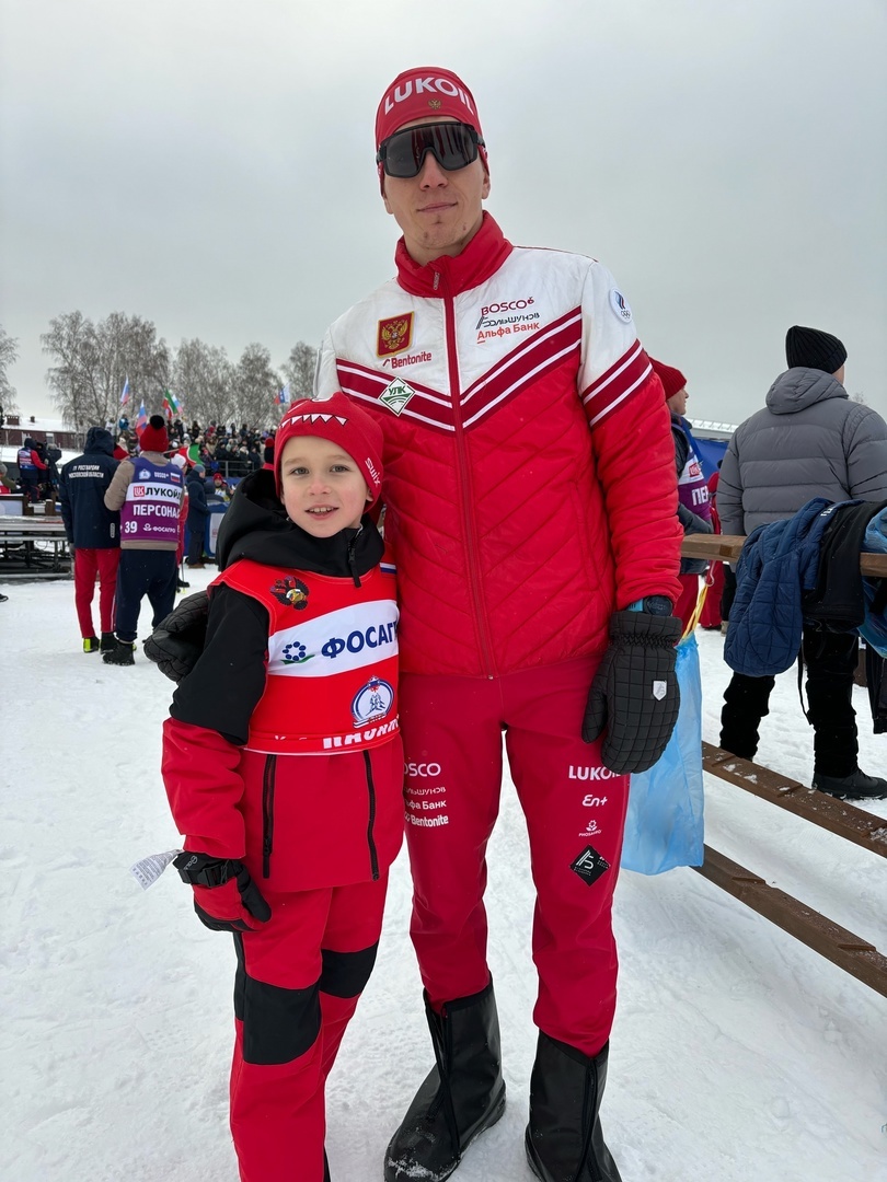 Александр Большунов