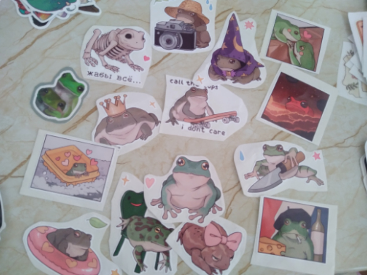 Среди них вот такие жабики