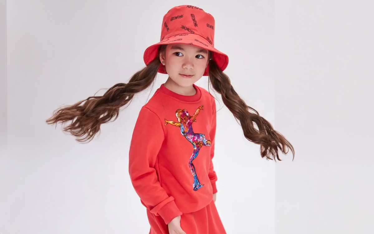 Панама и костюм с вышивкой Фигуристка от бренда GrowOneKids