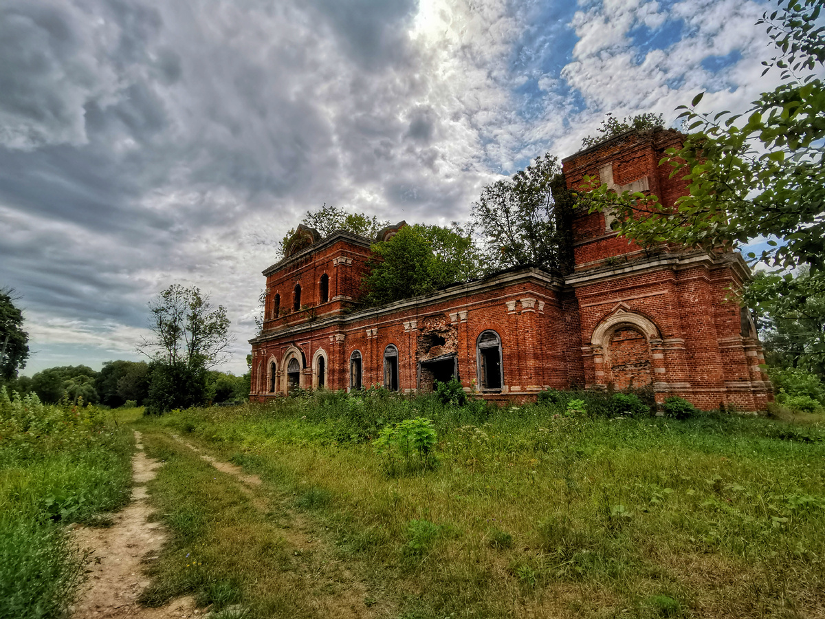 Студенец Тульской области. Георгиевская церковь (1894).