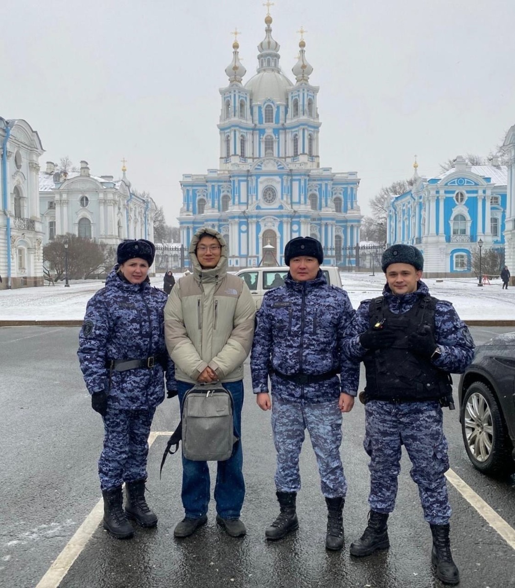 Вернуть рюкзак в магазин