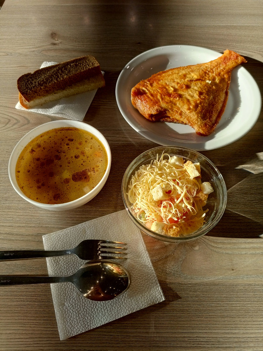 Мой столовский обед. Рыба — это на ужин