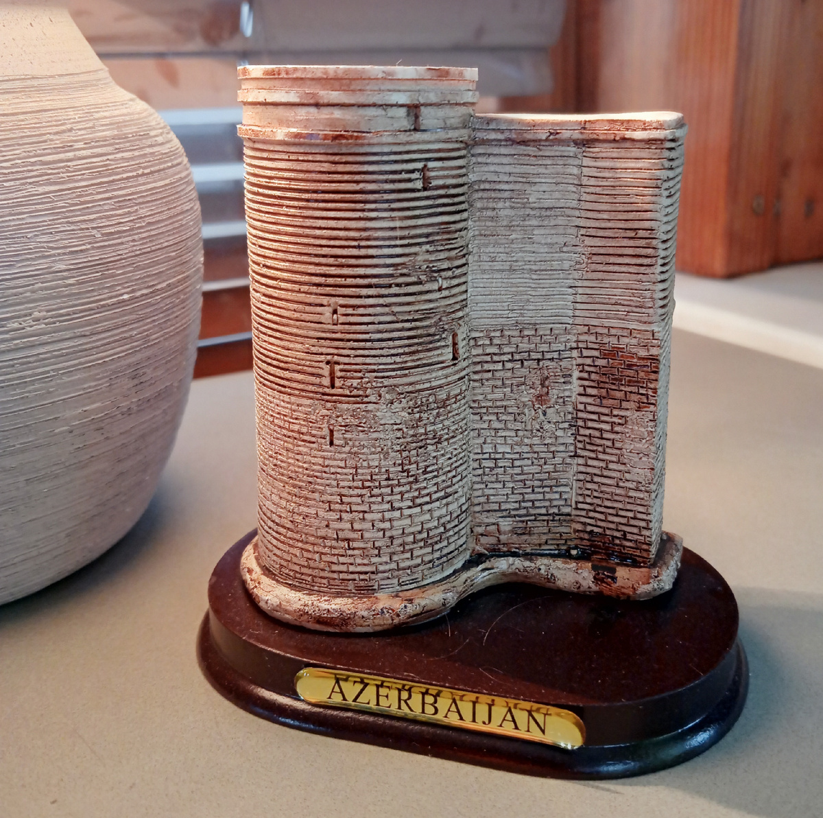 Девичья башня. Сувенир из Баку