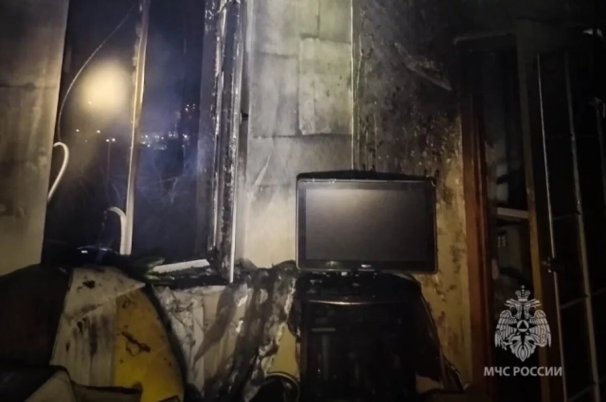    В Севастополе сгорел двухэтажный дом площадью 120 квадратных метров