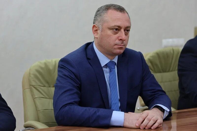    Бадра Гунба.