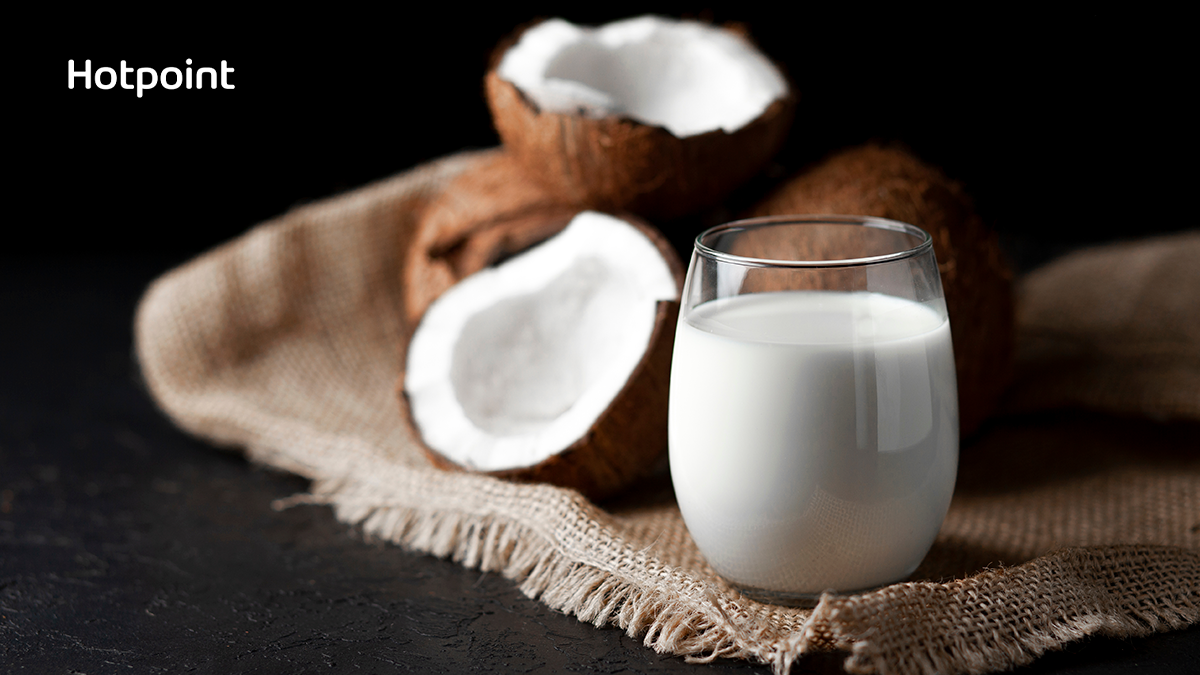 Полезное кокосовое молоко добавит особенный вкус любому вашему блюду или напитку