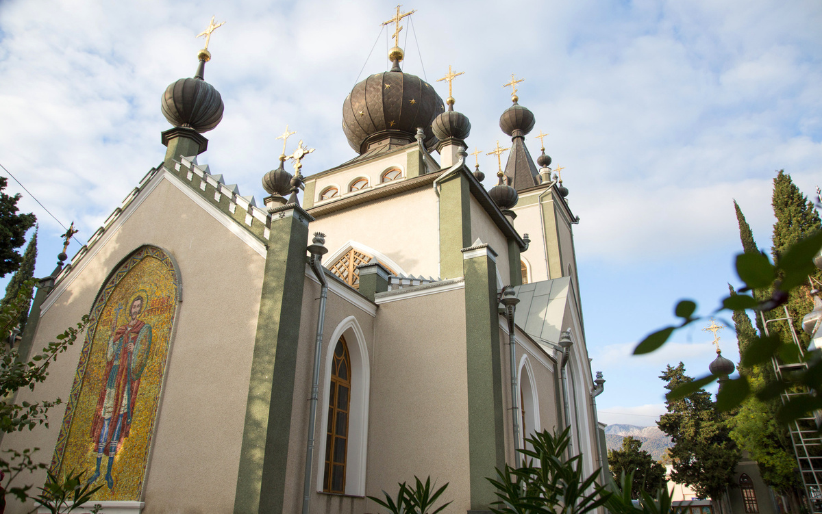 Храм во имя всех крымских святых // Туристический портал Республики Крым