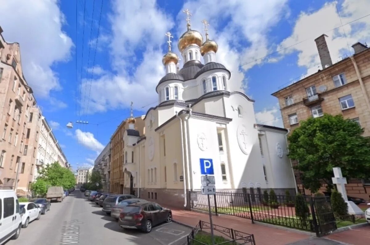    В Петербурге «заминировали» Церковь Ксении Петербургской и три школы