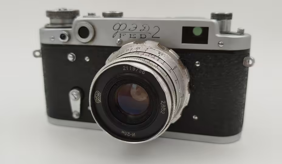 Пленочные фотоаппараты опять в моде?