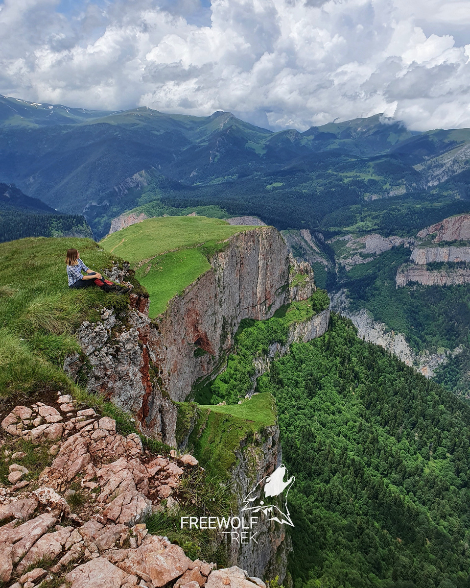 Плато Трю и каньон реки Уруштен.
