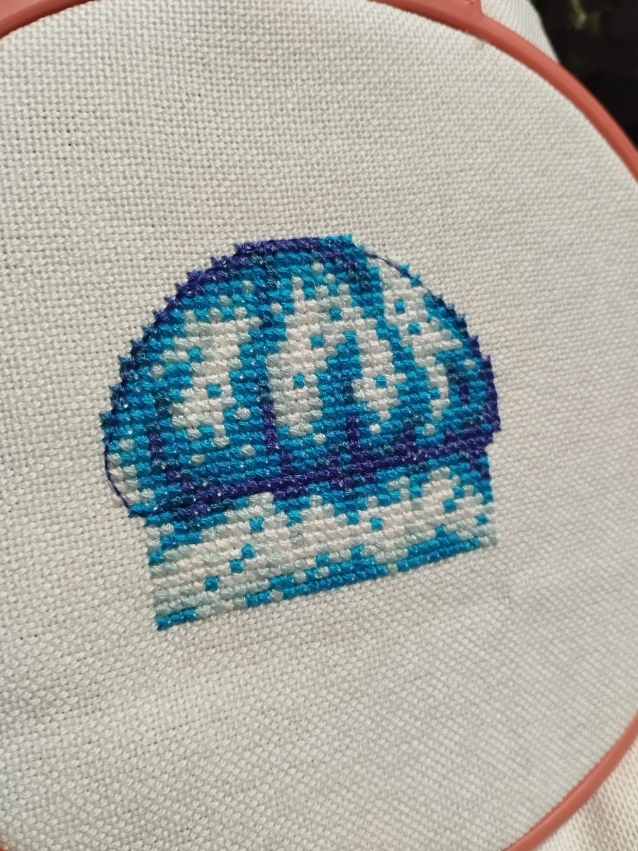 Будущая брошь