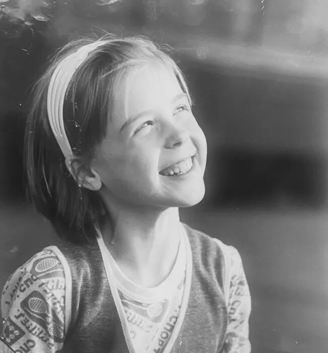 Лика в детстве. Фото: vk.com/likastarmusic