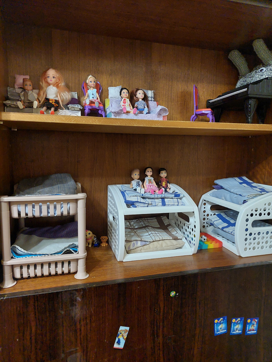 детские спальня и комната.