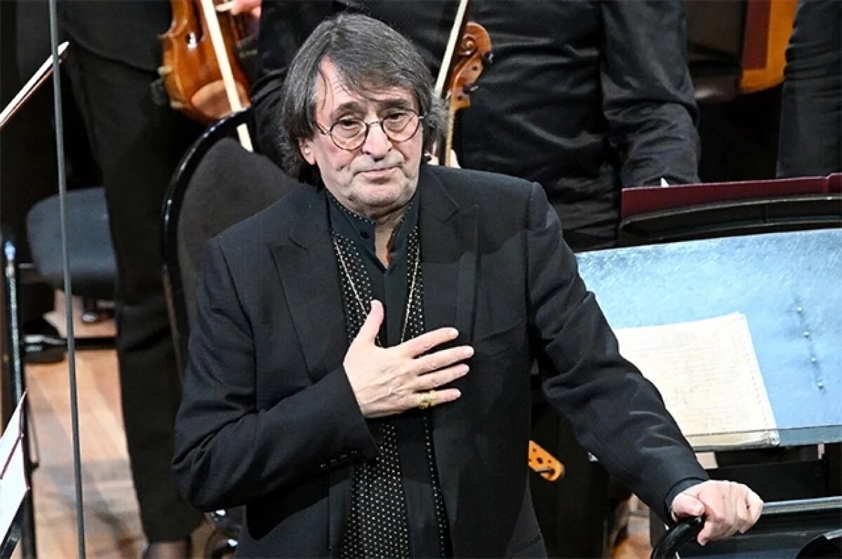    Дирижер Юрий Башмет.