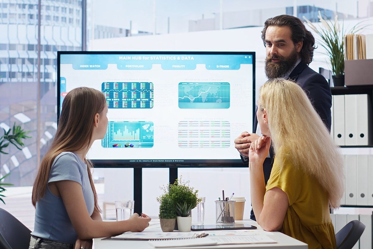 Инвестирование поможет сохранить и приумножить деньги. Источник: Shutterstock📷
