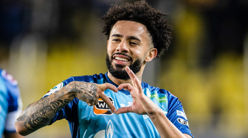 Клаудиньо в Зените