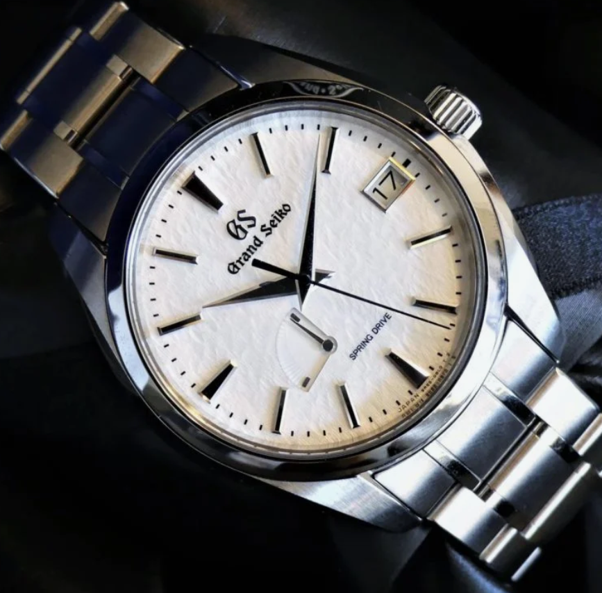 Циферблат Grand Seiko Snowflake - один из самых красивых в часовом мире.


