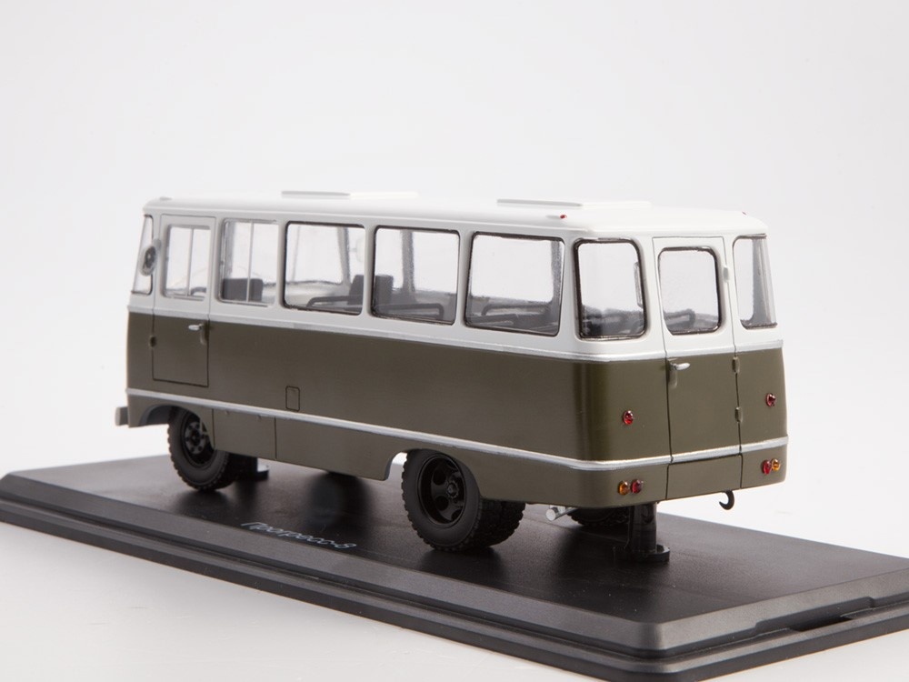 Прогресс-8 сзади. Источник фото: denisovets.ru