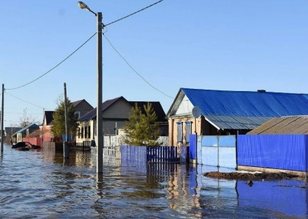    Следующая проверка будет в ДНР? Путин поручил проверить работу властей Оренбурга по решению проблем региона после паводков