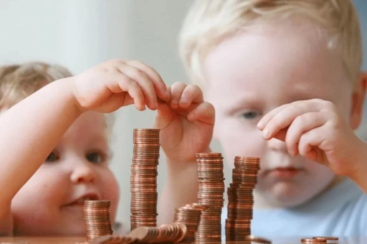    Астраханские семьи получат увеличенное единое пособие в феврале