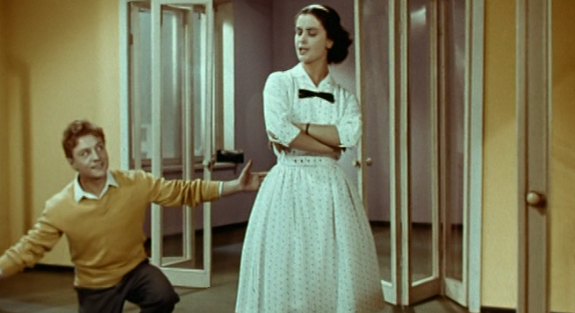 кадр из кинофильма "Черемушки" (1962)