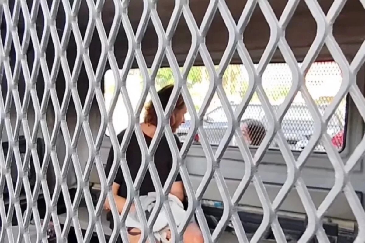    Артём Бугорский.