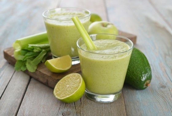    Зеленый смузи с сельдереем и авокадо: пошаговый рецепт напитка для здоровья и энергии