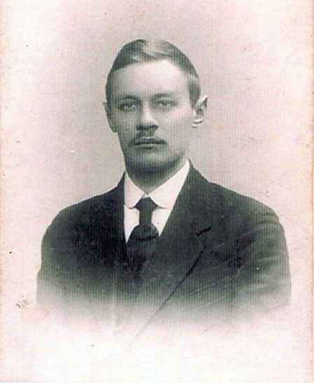 Анатолий Александрович Смирнов (1894-1980) в молодом возрасте