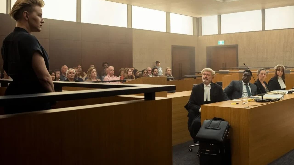 Кадр из сериала “Двенадцать”