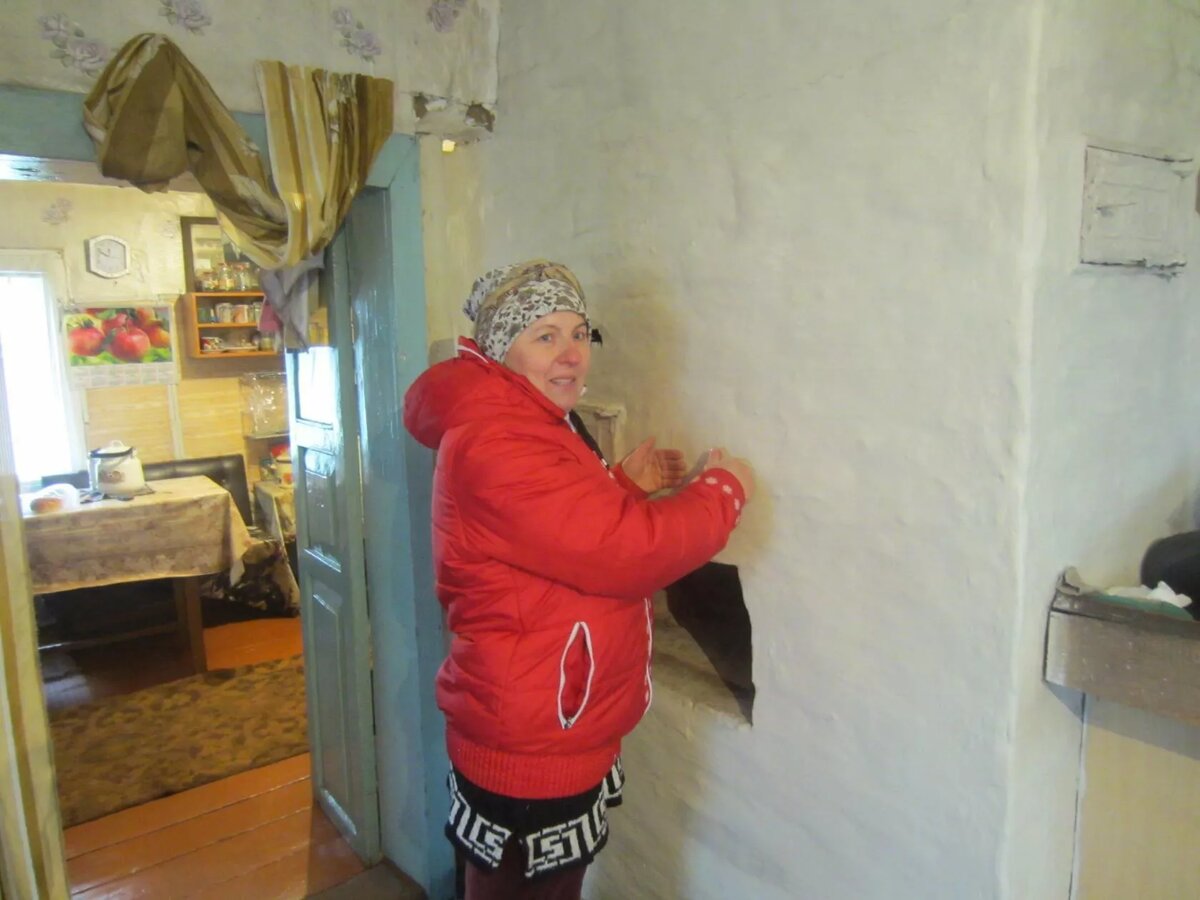 © Фото : Алексей Изотов
Лилия Черткова у печки