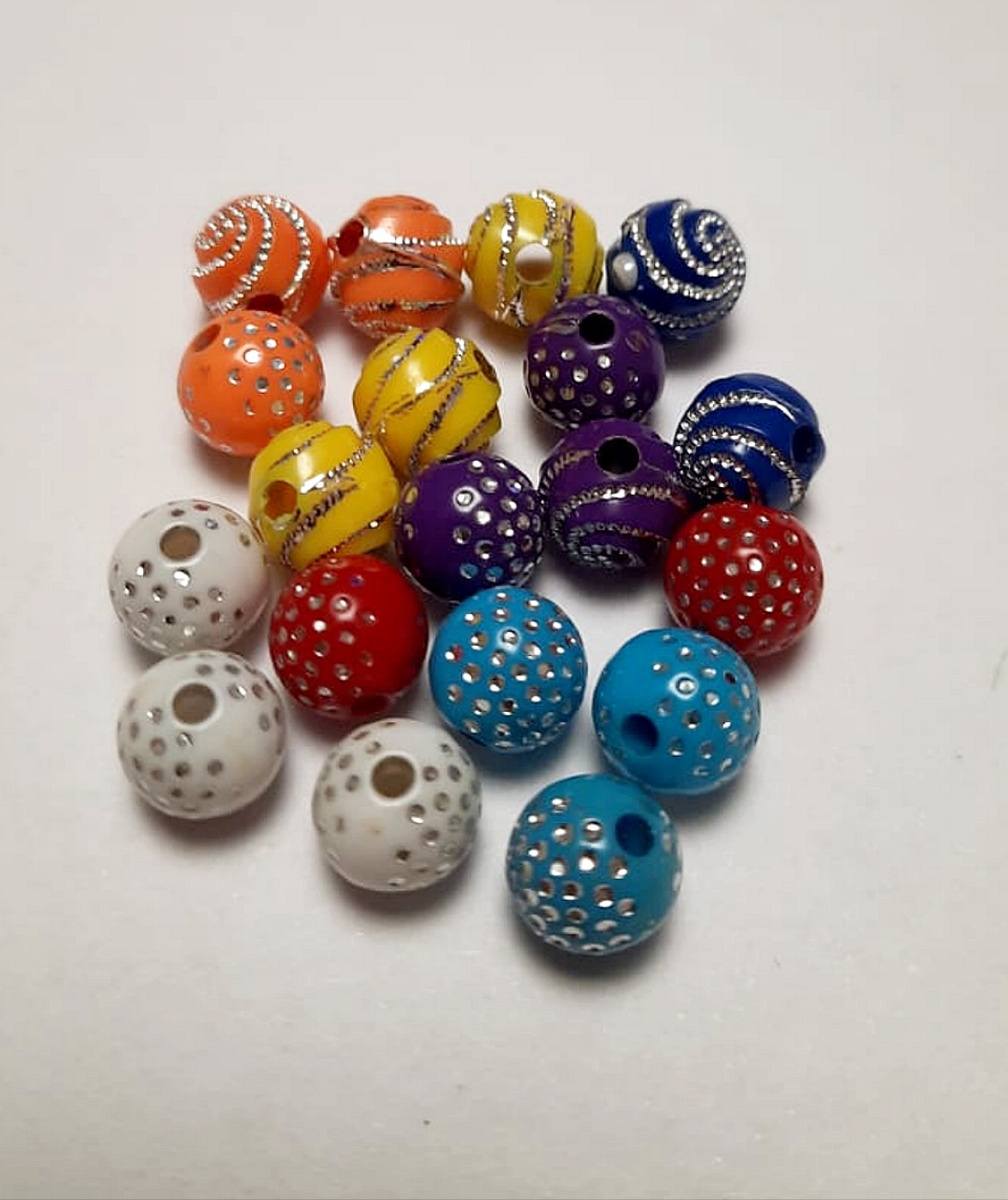 Бусины с узором