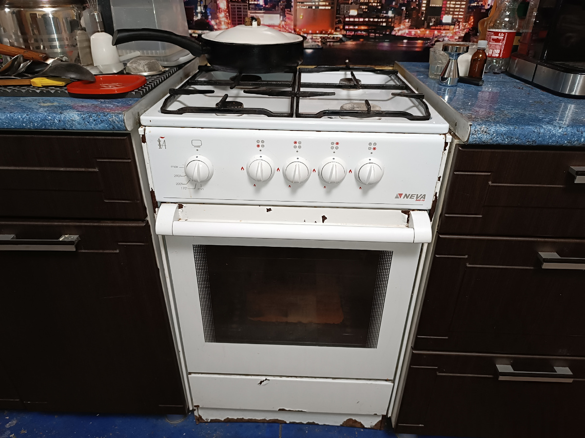 Газовая плита.