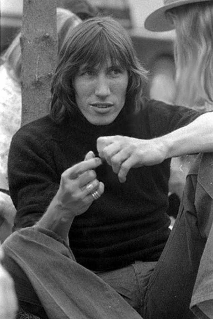 Роджер Уотерс