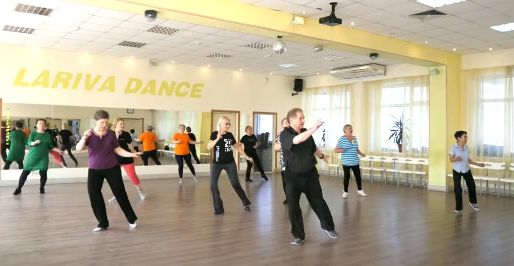 Курс рассчитан на один год обучения. Предназначен для танцоров начального и продвинутого уровня.